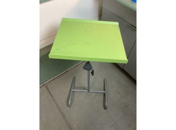 Light Weight Green Articulating Pedestal Table