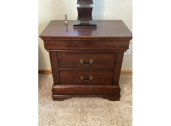 Nice Solid Wood Bedside Table (see Photos For Dimensions & Condition) Lamp Not Included