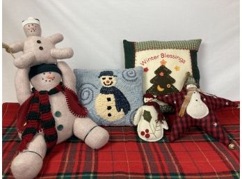 Grouping Of Primitive Style Christmas Decor/ Pillows & Plush