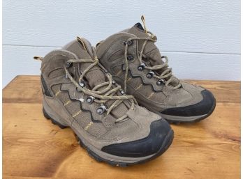 Hi-tec Waterproof Size 8 Boots