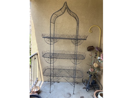 7 Foot Tall Wire Garden Display