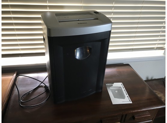 Fellows Brand Paper Shredder With Directions