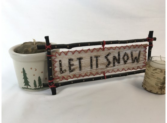 2 Candles & Wooden Let It Snow Sign