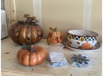Large Assortment Of Halloween Decorations