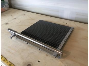 Small Black Vintage Paper Cutter
