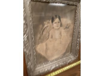 Antique Hand Retouched Baby Photo In Gilded Silver And Wood Antique Frame