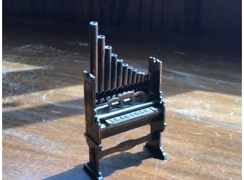 Small Pipe Organ Knickknack