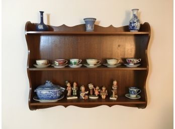 30 Inch Wide Vintage Knickknack Shelf (knickknacks In Photos Sold Separately)