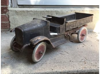 Awesome!!! Rare 1920s Buddy L Antique Pressed Steel Ratchet Lift Dump Truck. Very Collectable.