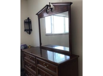 Huntley Brand Wooden Dresser With Large Mirror (matches The Headboard In This Auction)