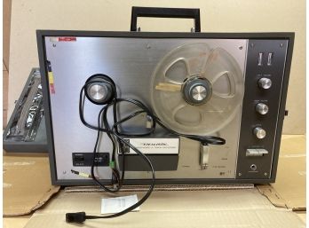 Very Clean Vintage Realistic Brand Reel To Reel Tape Player In Original Box