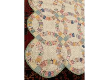 Really Pretty And Soft Vintage Handmade Quilt