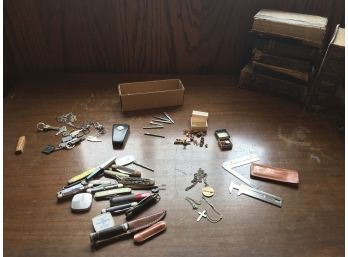 Awesome Lot Of Assorted Knives And Knickknacks