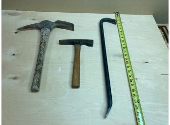 Antique Pick Ax Pick Hammer And Pry Bar