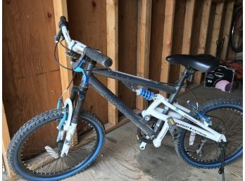 Shimano Dirtbike With Built-in Suspension System