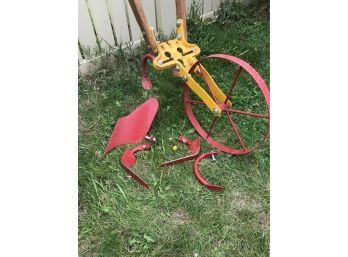 Single Row Wheel Push Plow With Assortment Of Plow Knife Blades (Near New)