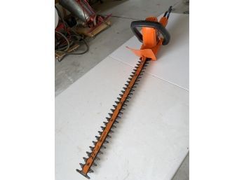 Black And Decker 22 Inch Hedge Trimmer