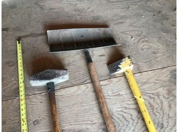 Awesome Yellow Triangle Wedge Axe, Sledgehammer, And Steel Snow/flat Shovel