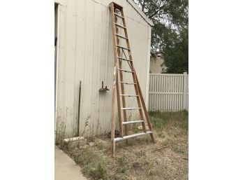Werner Brand 12 Foot Heavy Duty/industrial Type One Wooden Tripod Latter (extremely Tall)