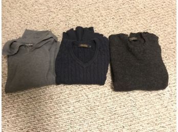 Really Nice Long Sleeve Sweaters Featuring Brooks Brothers And Eddie Bauer Size Medium