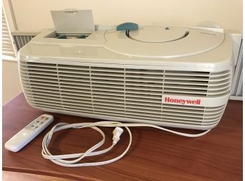 Nice Honeywell Brand Remote Controlled Window Fan/cooling System