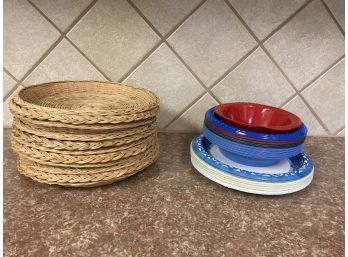 Woven Picnic Plate Holders