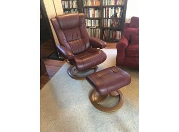 Beautiful Sturdy Leather & Wooden Swivel Recliner With Adjustable Separate Matching Footstool
