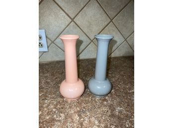 Cute Set Of Plastic Pastel Vases