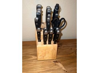 Martha Stewart Collection Of Knives With Knife Block