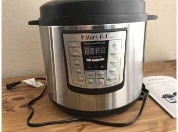 Electric Pressure Cooker/ Instant Pot With Manual