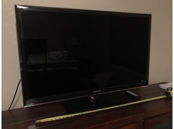 46 Inch Samsung Flatscreen TV