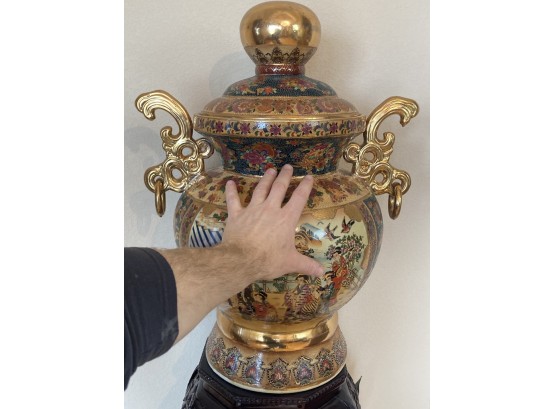 Huge Beautiful Chinese Highly Ornate Porcelain Vase With Lid