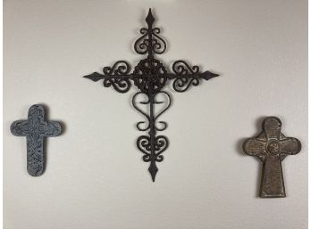 3 Large Metal Crosses Featuring One With Psalm 23