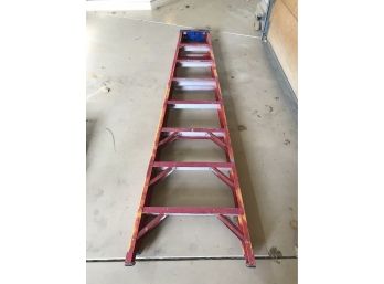 Warner Brand 8 Foot Tall 250 Pound Load Capacity Type One A-frame Ladder With Red Paint On It
