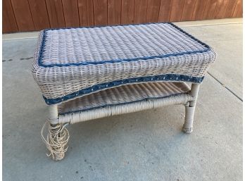 Woven Outdoor End Table (legs Are Showing The Weave Coming Undone/See Photos)