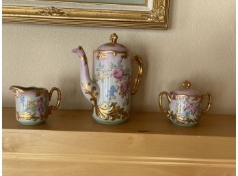 Delicate Gold Gilded Three-piece Tea Set