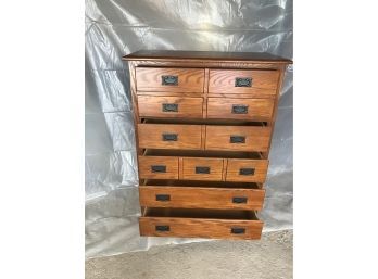 Very Nice Wooden Dresser (see Photos For Size)