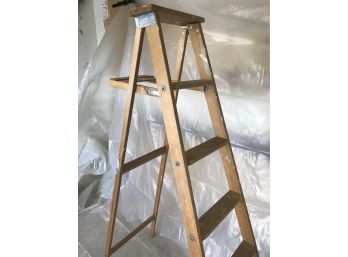 5.5 Foot Wooden Ladder