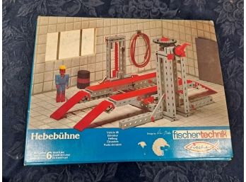 Fischer Technik Mechanic Lift Toy - NEW