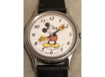 Vintage LORUS Mickey Mouse Watch