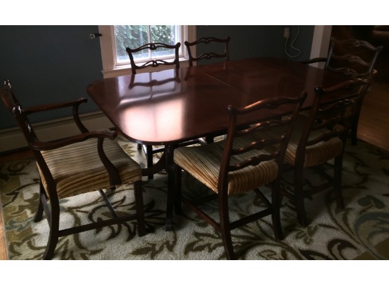 Duncan Phyfe Antique Style Mahogany Dining Room Table & Chairs