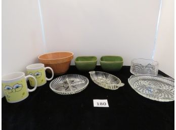 Miscellaneous Kitchen & Glassware Lot, #180