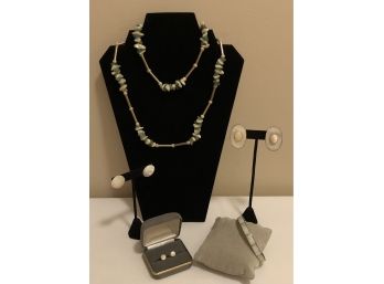 Vintage Mother Of Pearl & Aventurine Jewelry Collection