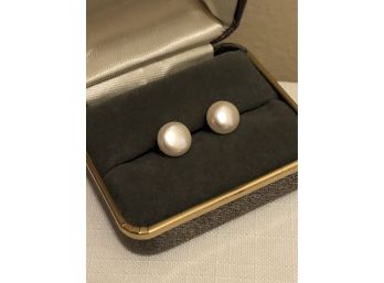 14K Gold WW Signed Pearl Studs (1.9 Grams)