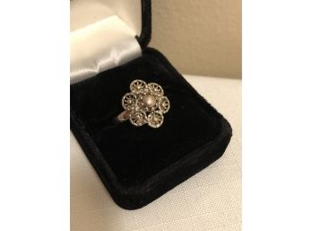 Vintage Sterling Silver Flower Ring (5.0 Grams)