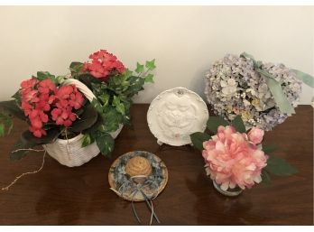 Decorative Items & Floral Arrangements