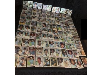 Vintage Baseball Trading Cards Lot #3 (115)