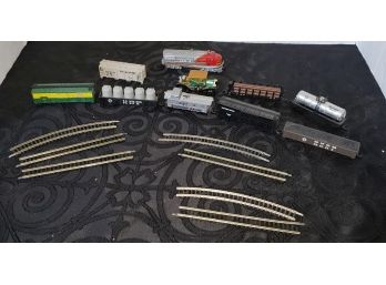 Small Trains & Tracks
