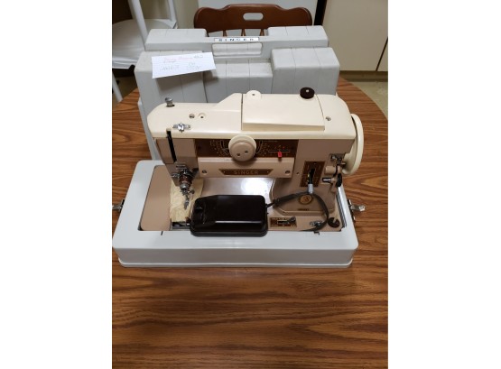 Singer Sewing Machine - No Power Cord