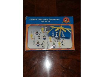 Looney Tunes Mini Ornaments